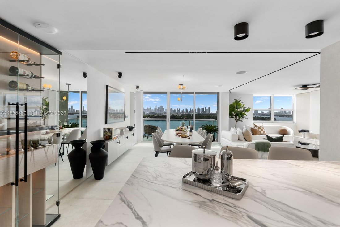 Condo in Miami Beach, Florida, United States 3 - 17451718