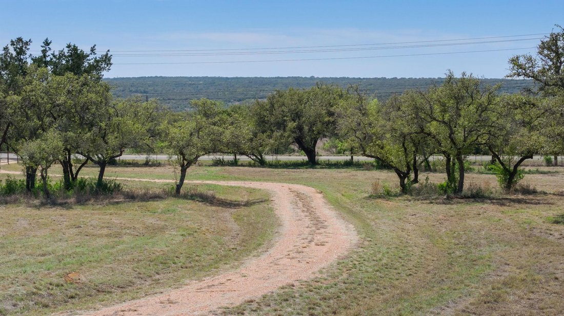 Johnson City, Texas, United States 1 - 17459164