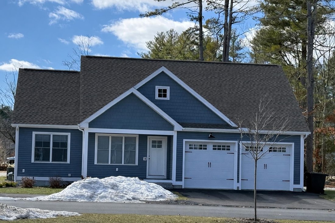 Condo in Nashua, New Hampshire, United States 1 - 17453825