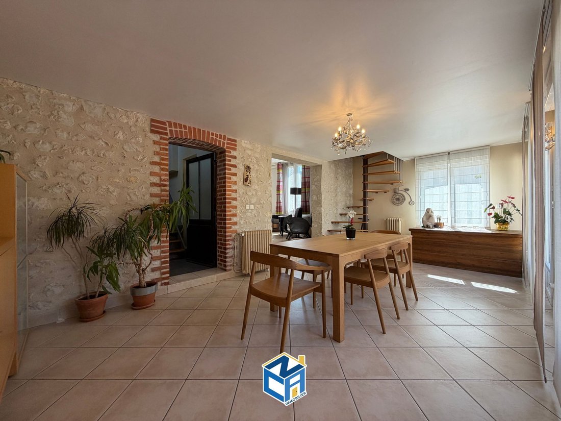 House in Tours, Centre-Val de Loire, France 4 - 16961347