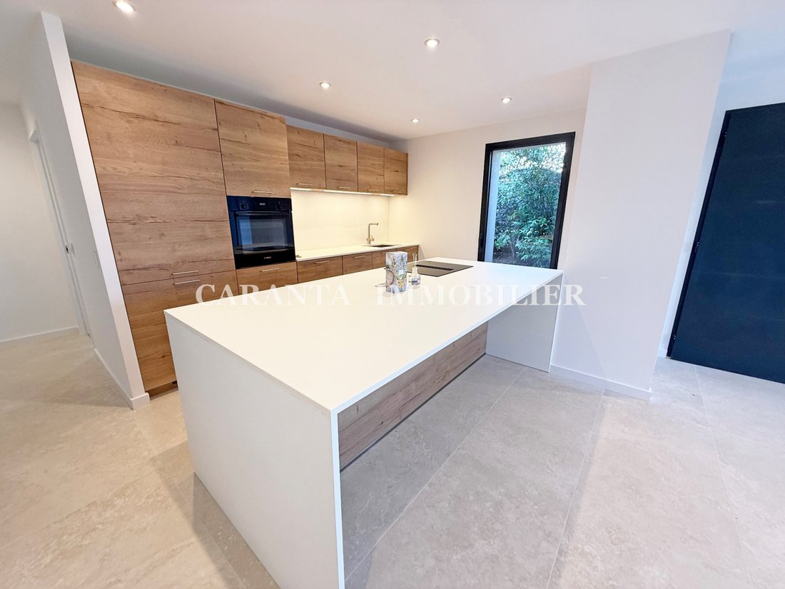 Apartment in Nartelle-Noyer-Bellevue-bd des Sardinaux, Sainte-Maxime, France 4 - 17451349