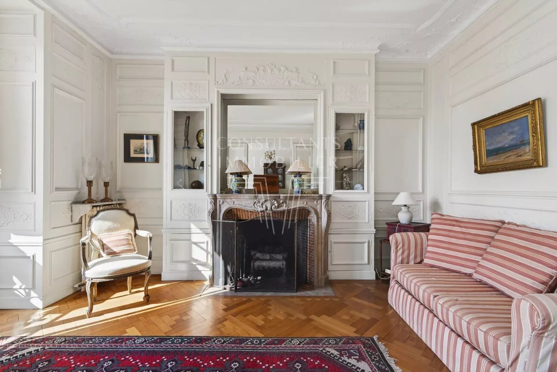 Apartment in Muette Sud, Paris 16e Arrondissement, Paris 3 - 17451880