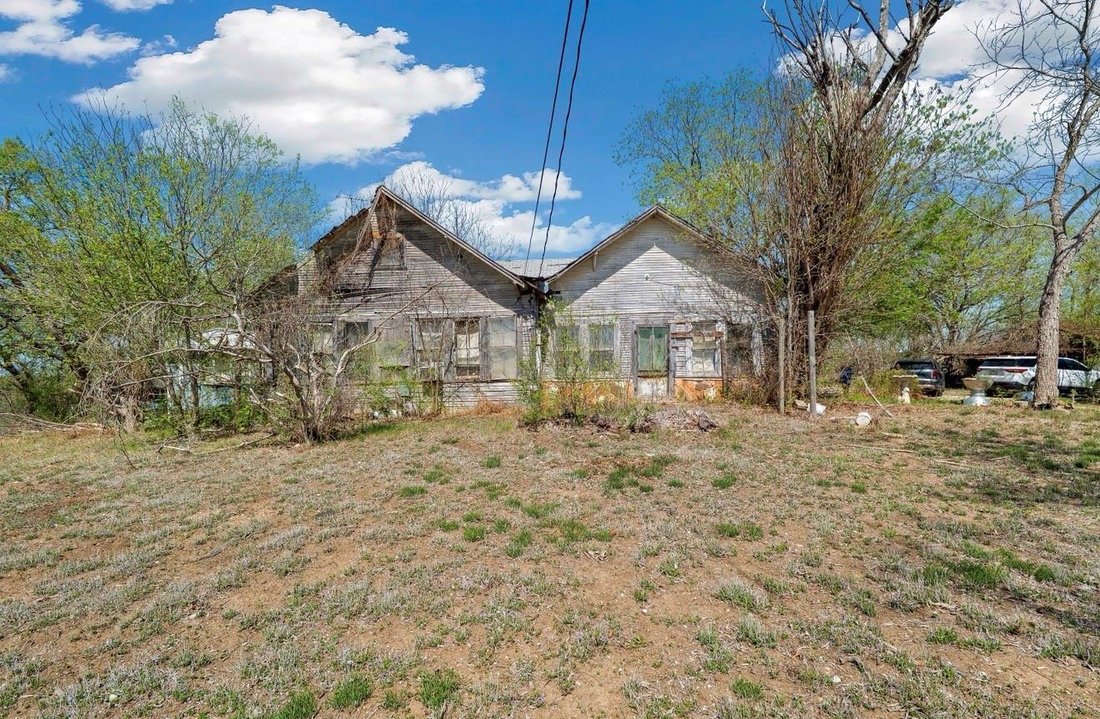 House in Uhland, Texas, United States 1 - 17460009