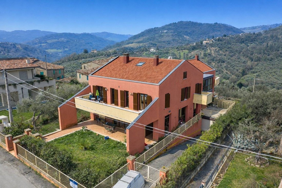 House in Montefiore Conca, Emilia-Romagna, Italy 1 - 17460721