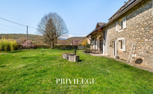 House in Arbignieu, Arboys-en-Bugey, France 1