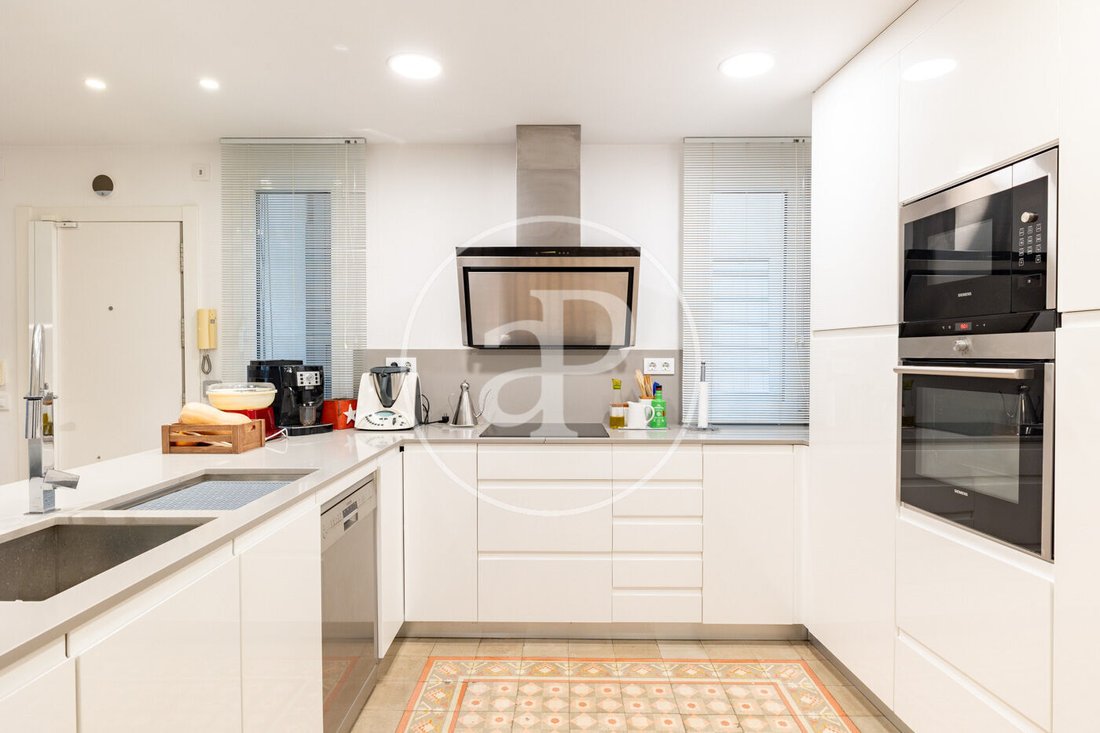 Apartment in Eixample, Barcelona, Spain 5 - 17457225