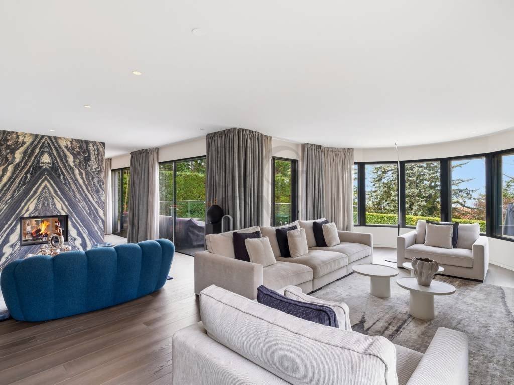 Elegant Turnkey Villa With Lake View – Cologny