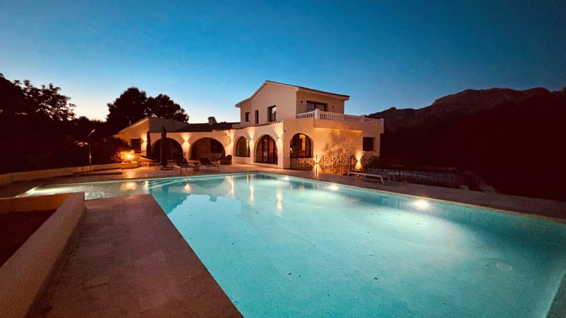 Villa in Altea, Valencian Community, Spain 5 - 17431946