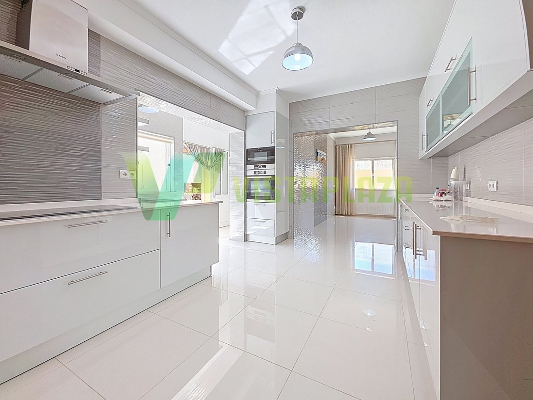 House in Portimao, Algarve, Portugal 2 - 15563784