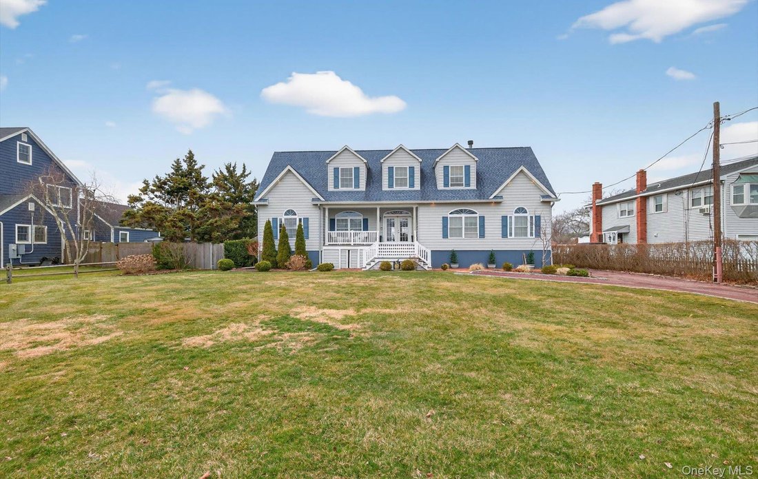 House in Bay Shore, New York, United States 2 - 17458910
