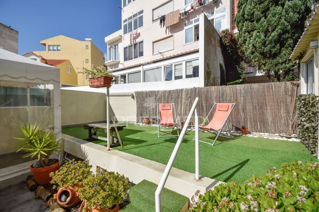 Apartment in Parede, Lisbon, Portugal 1 - 17457056