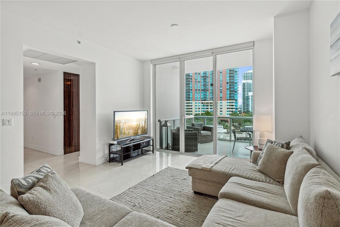 Condo in Miami Beach, Florida, United States 3 - 17451723