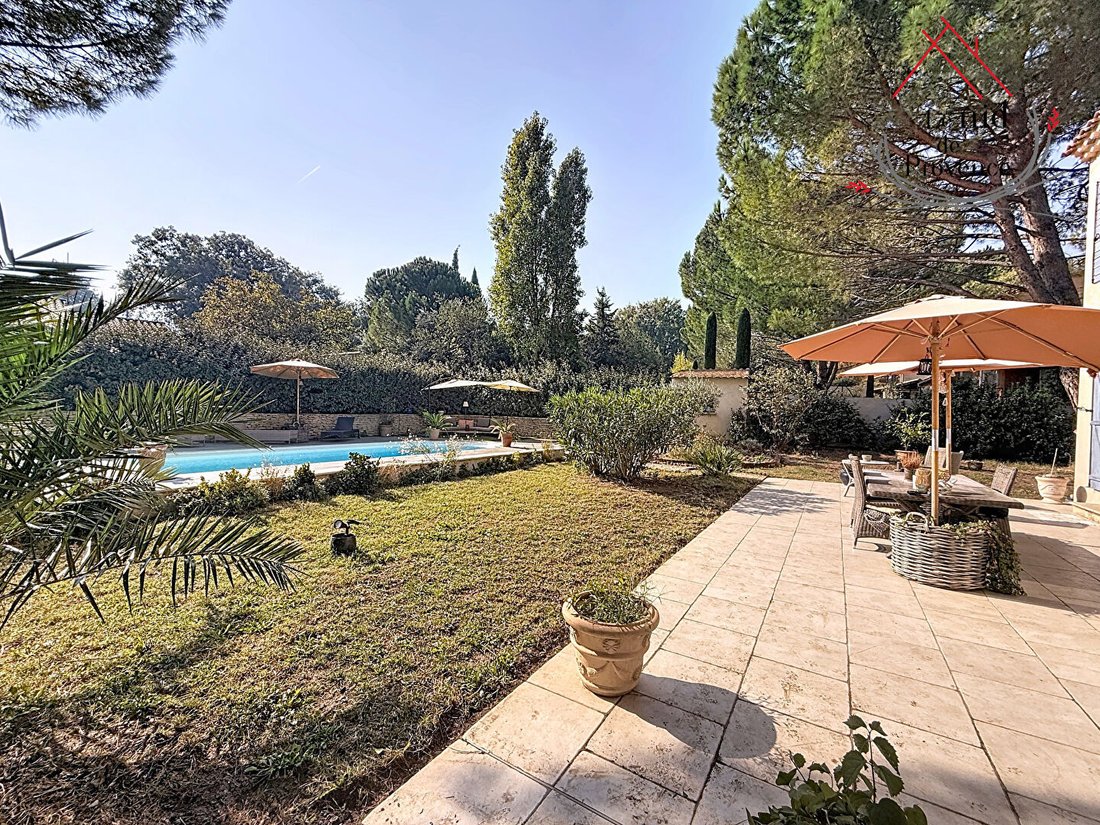Villa in Robion, Provence-Alpes-Côte d'Azur, France 4 - 17461131
