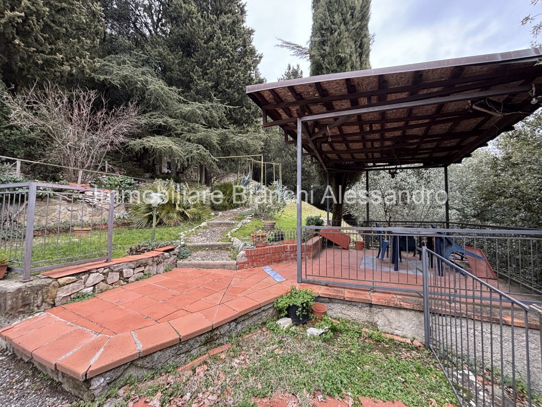House in L'Apparita-Monte Pilli, Tuscany, Italy 3 - 17455018