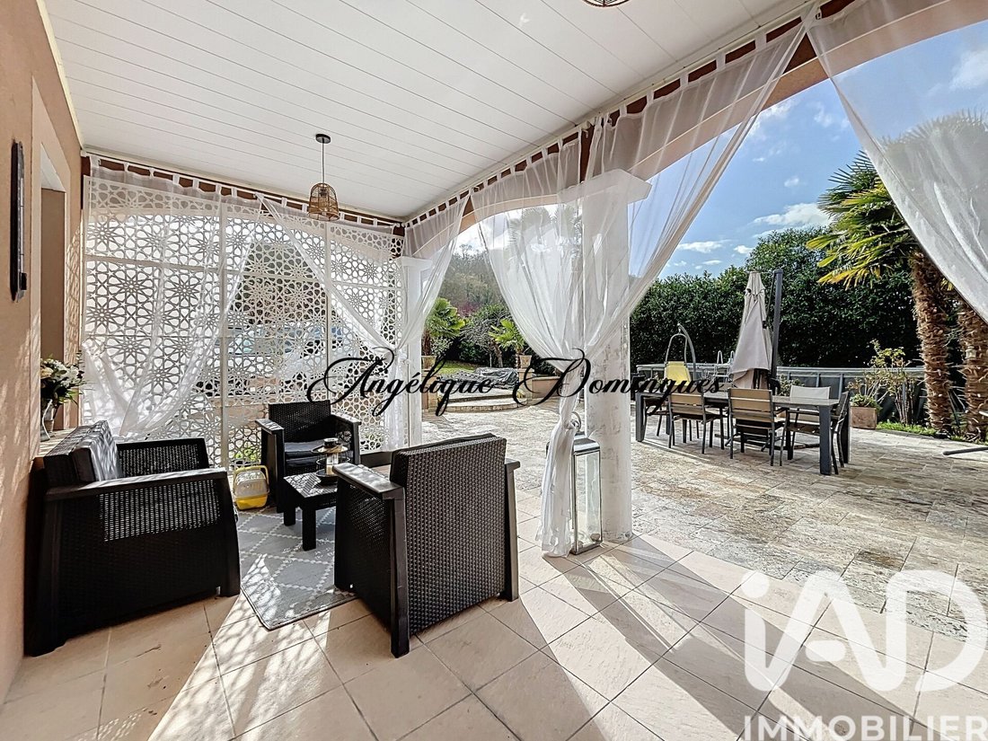 House in Mezieres-sur-Seine, Ile-de-France, France 4 - 17462373