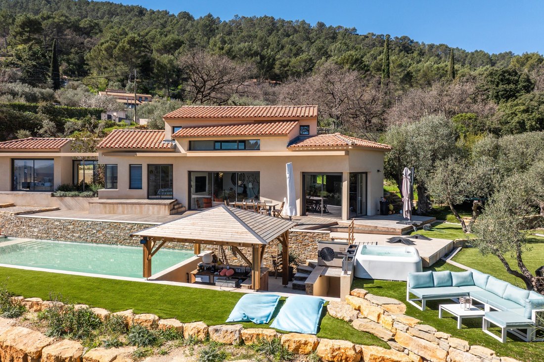 House in Solliès-Ville, Provence-Alpes-Côte d'Azur, France 1 - 17314588