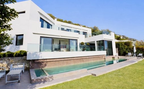 Villa in La Turbie, Provence-Alpes-Côte d'Azur, France 1