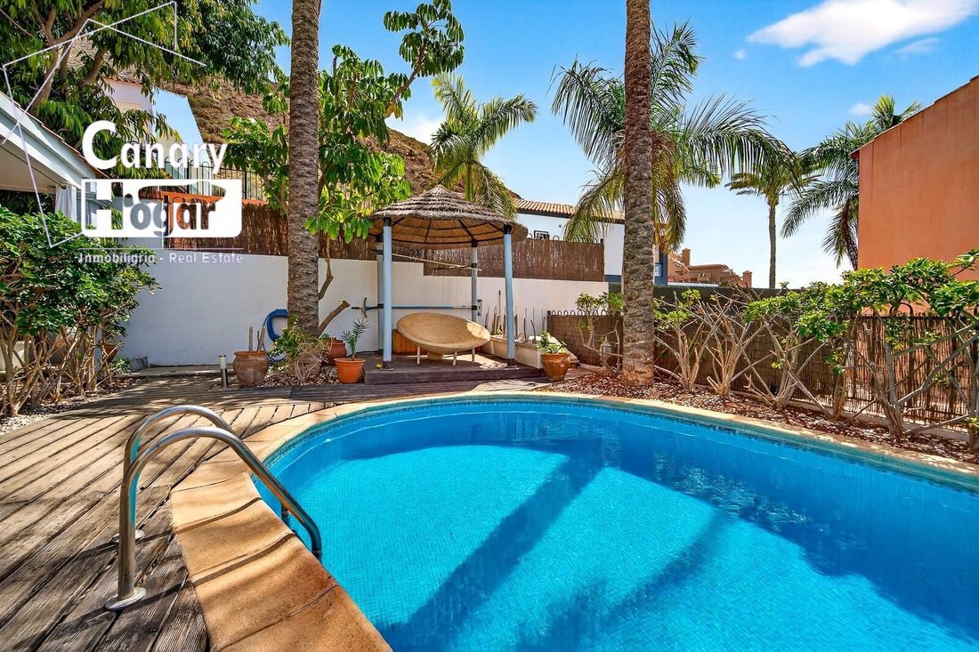 Villa in Los Cristianos, Canary Islands, Spain 3 - 17460309