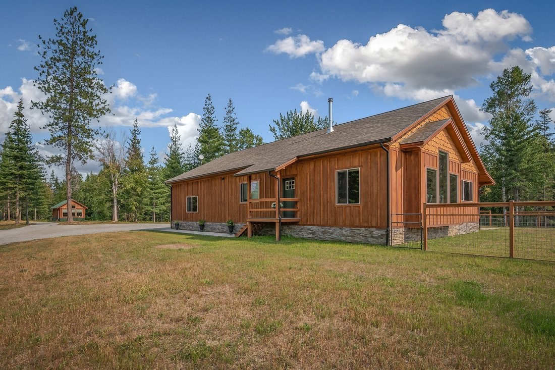 House in Sandpoint, Idaho, United States 2 - 16121665