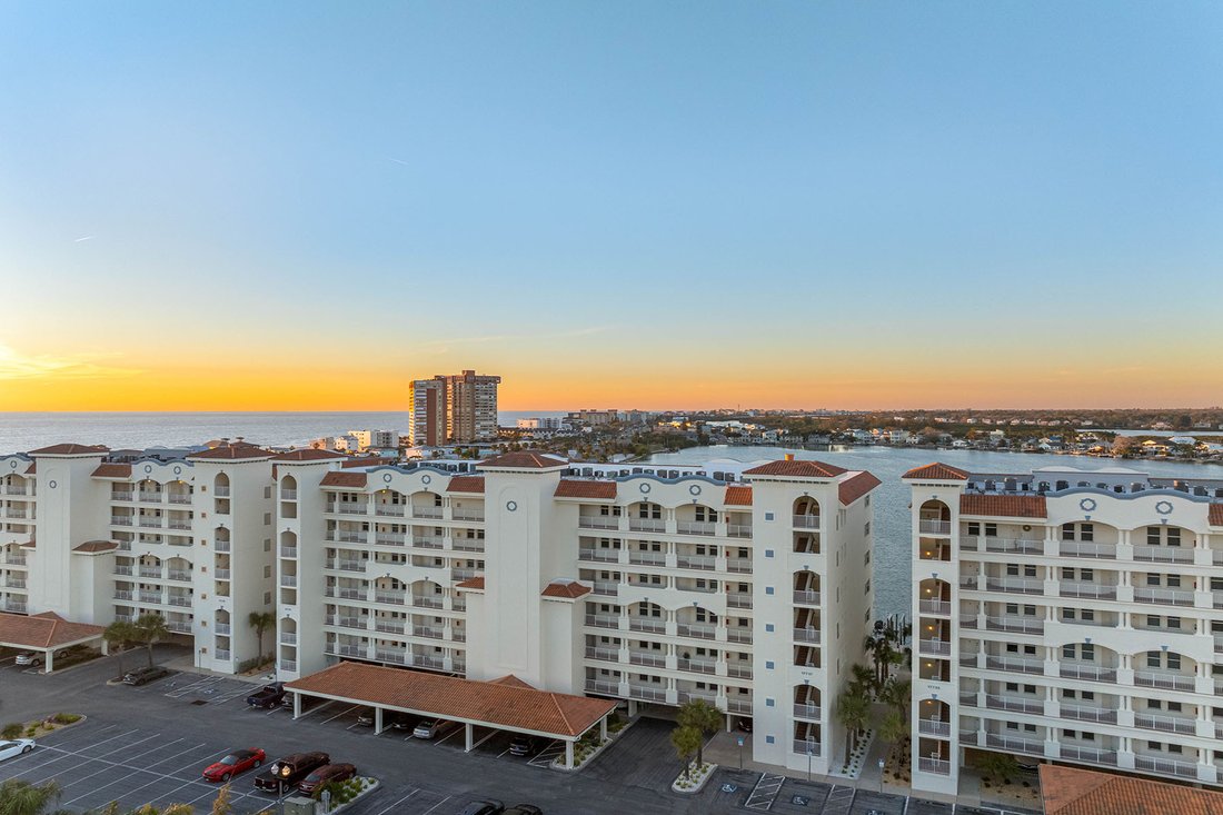 Condo in Madeira Beach, Florida, United States 2 - 17450268