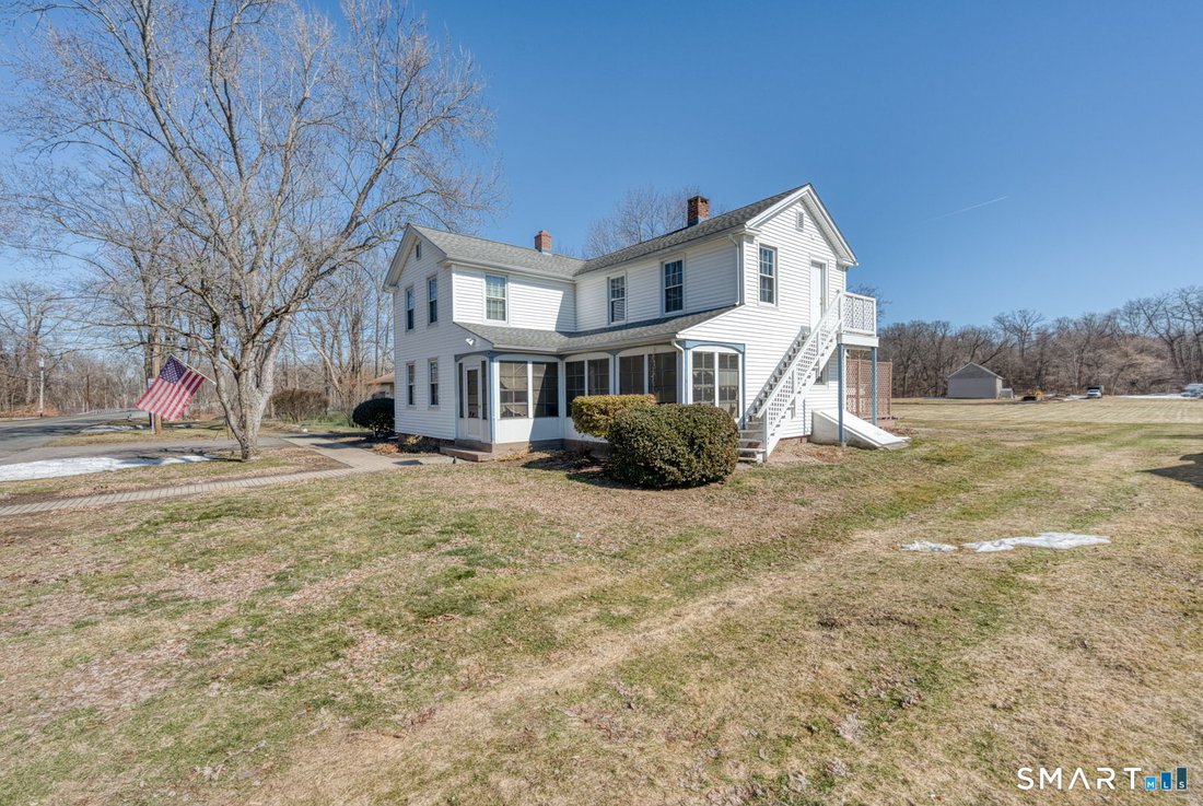 South Windsor, Connecticut, United States 1 - 17454306