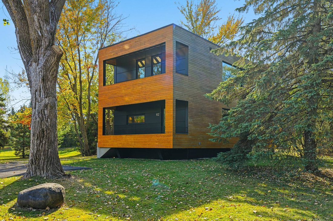 House in Boisbriand, Quebec, Canada 2 - 17454820