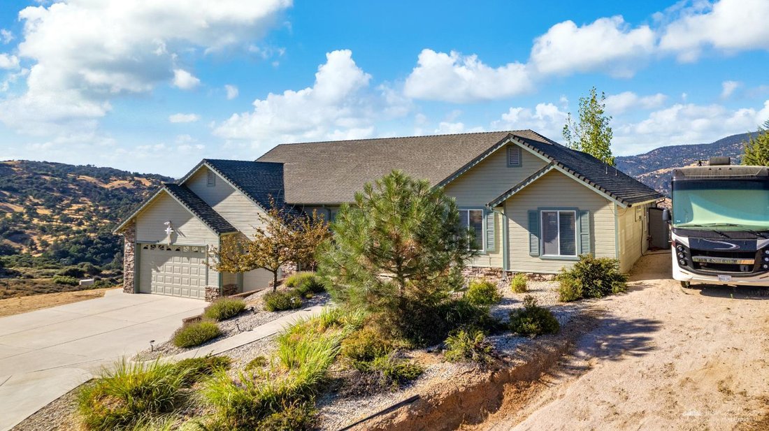 House in Tehachapi, California, United States 3 - 17454650