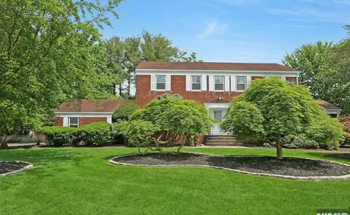 House in Harrington Park, New Jersey, United States 1