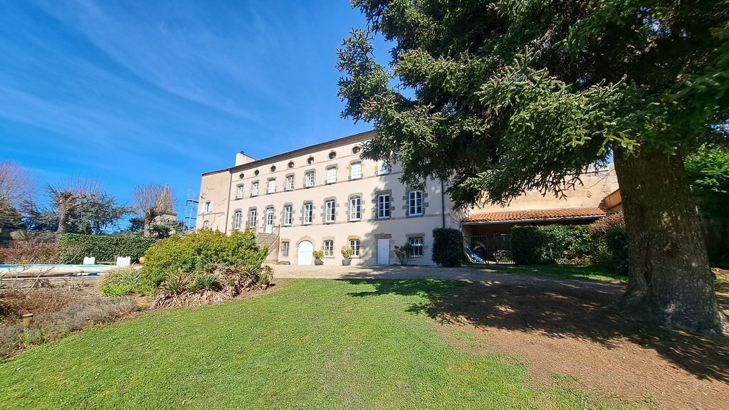Villa in La Fontaine du Bac, Clermont-Ferrand, France 1 - 16130651