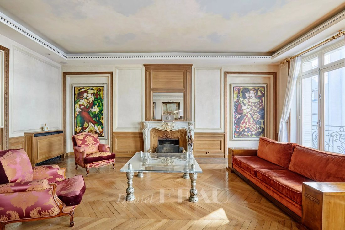 Apartment in Bois de Boulogne, Paris 16e Arrondissement, Paris 4 - 17450532