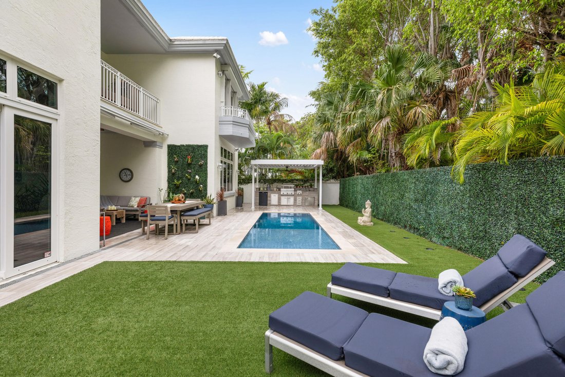House in Key Biscayne, Florida, United States 1 - 17451057