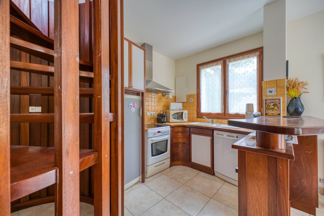 House in Saint-Palais-sur-Mer, Nouvelle-Aquitaine, France 5 - 15989274
