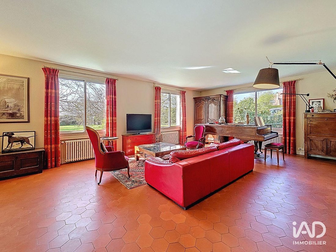 House in Saint-Martin-des-Champs, Ile-de-France, France 3 - 17459929
