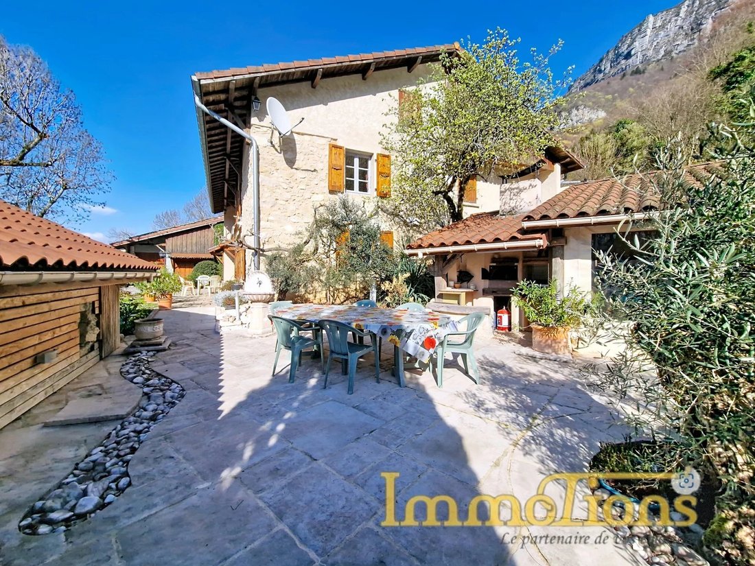 House in Saint-Gervais, Auvergne-Rhône-Alpes, France 2 - 17419696