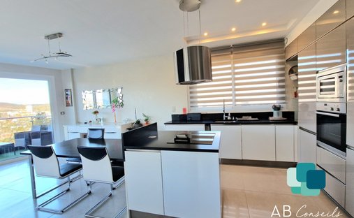 House in Saint-Leger-du-Bourg-Denis, Normandy, France 1