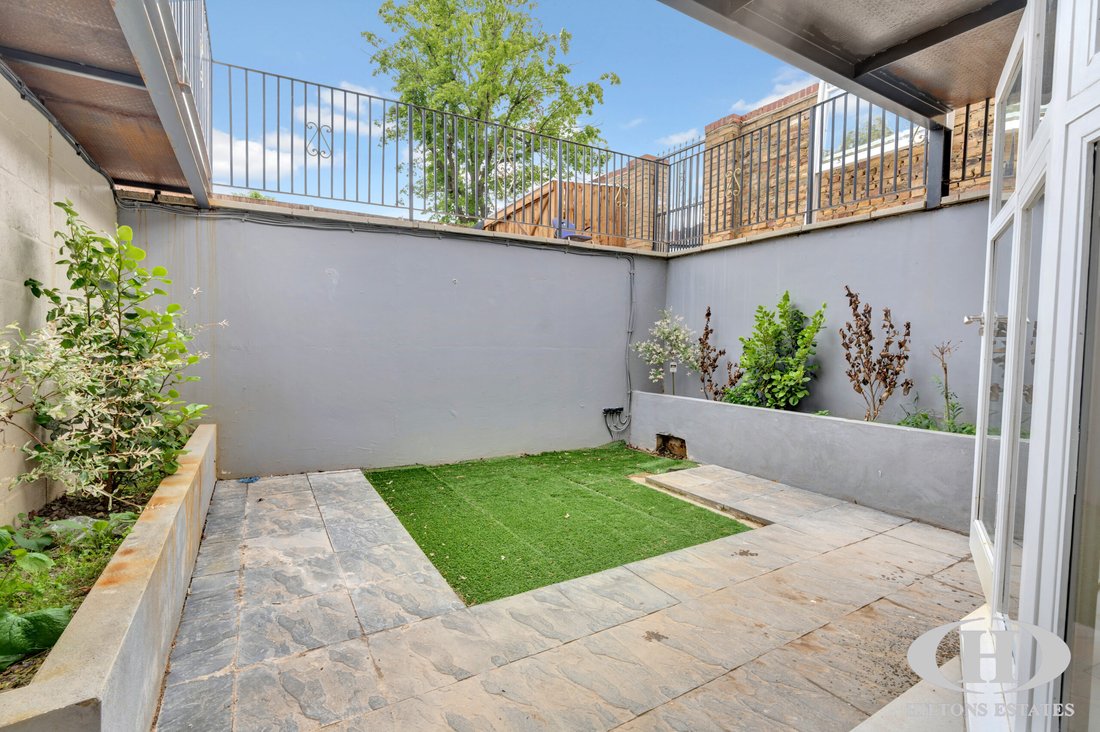 Apartment in Charing Cross, Westminster, England 4 - 16735202