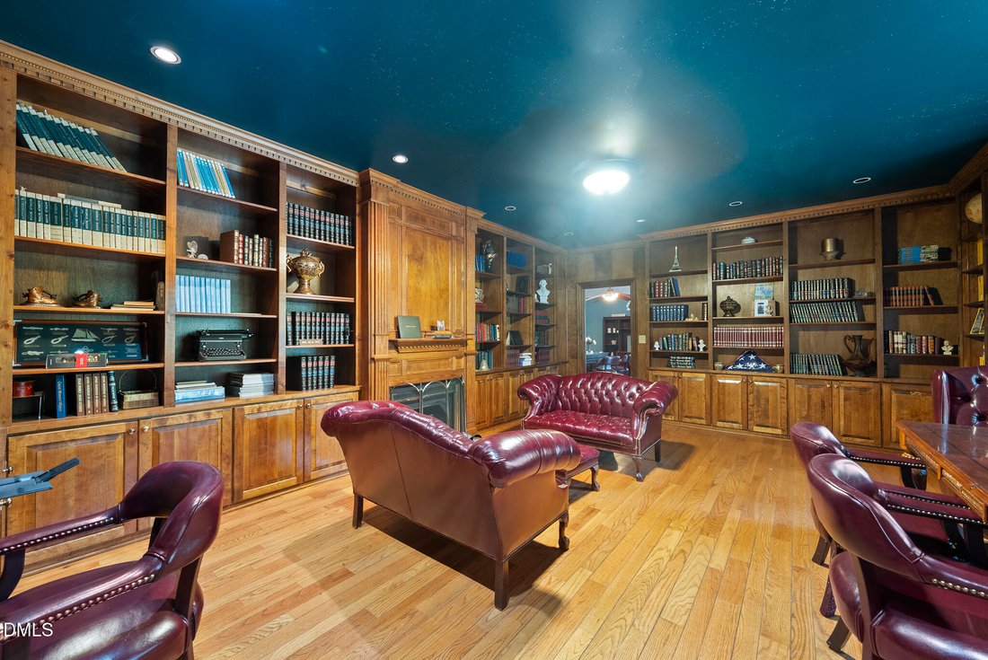House in Chapel Hill, North Carolina, United States 3 - 17450757