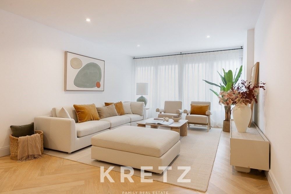 Apartment in Barrio Salamanca, Madrid, Spain 1 - 17451988
