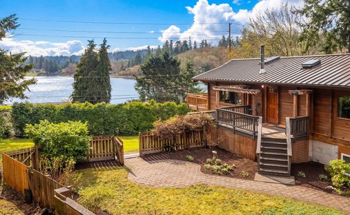 House in Vashon, Washington, United States 1