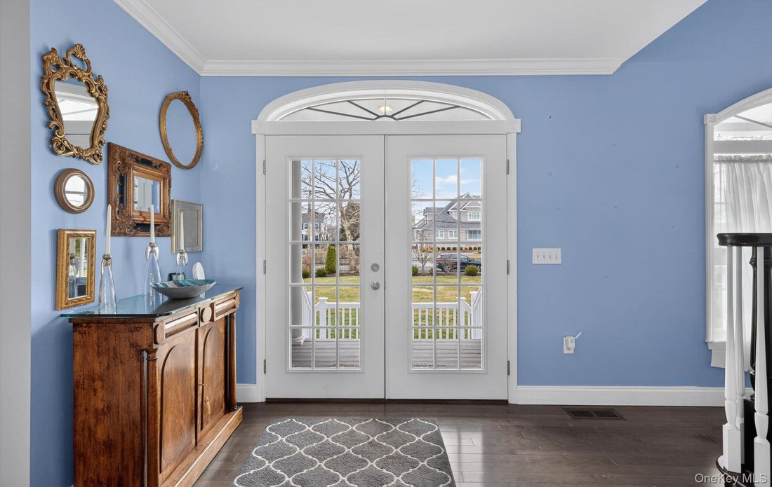 House in Bay Shore, New York, United States 3 - 17458910