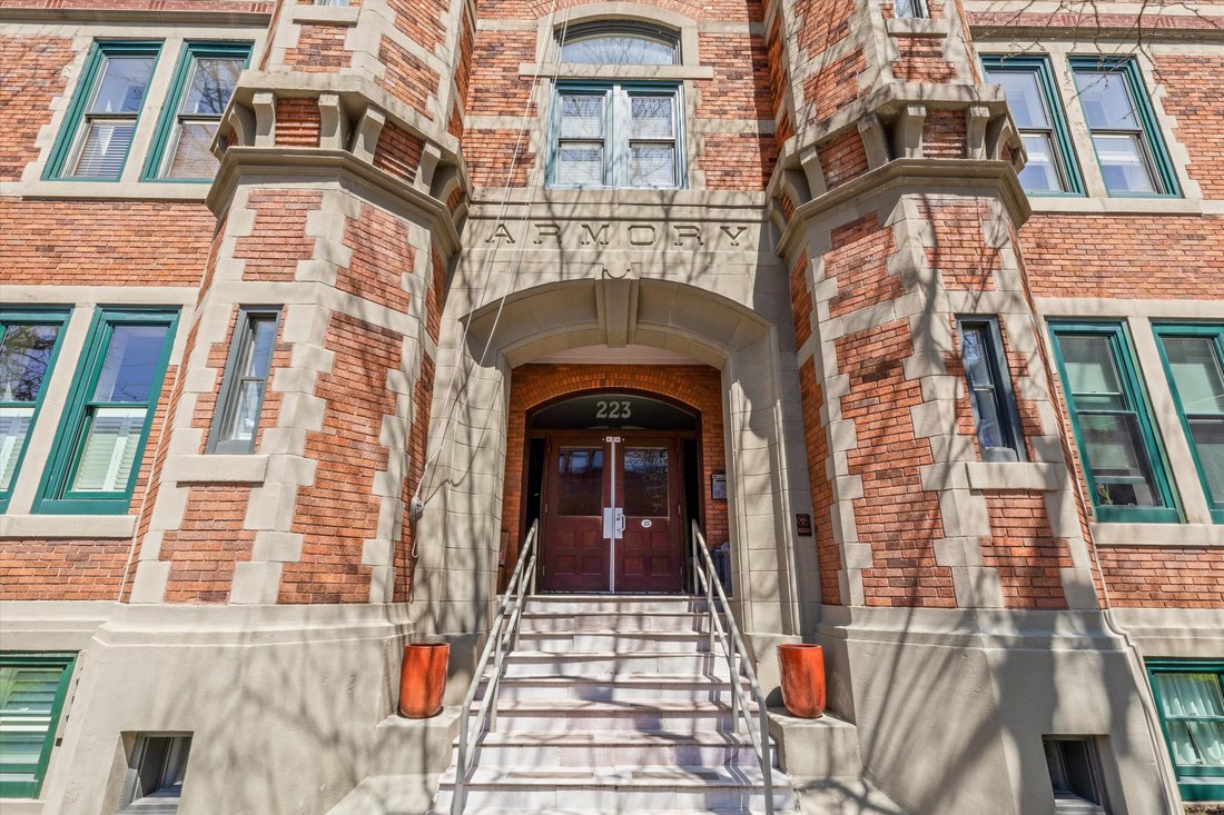 Condo in Ann Arbor, Michigan, United States 4 - 17457348
