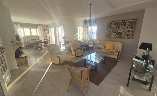House in Le Fief-La Garenne, Royan, France 1