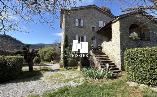 Casa a Les Vans, Auvergne-Rodano-Alpi, Francia 1