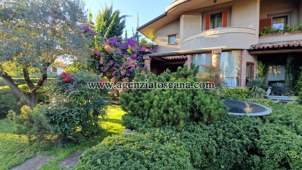 Villa in Center, Forte dei Marmi, Tuscany 3 - 17450943