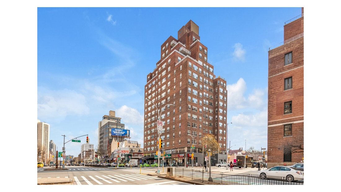 Condo in New York, New York, United States 3 - 17023289