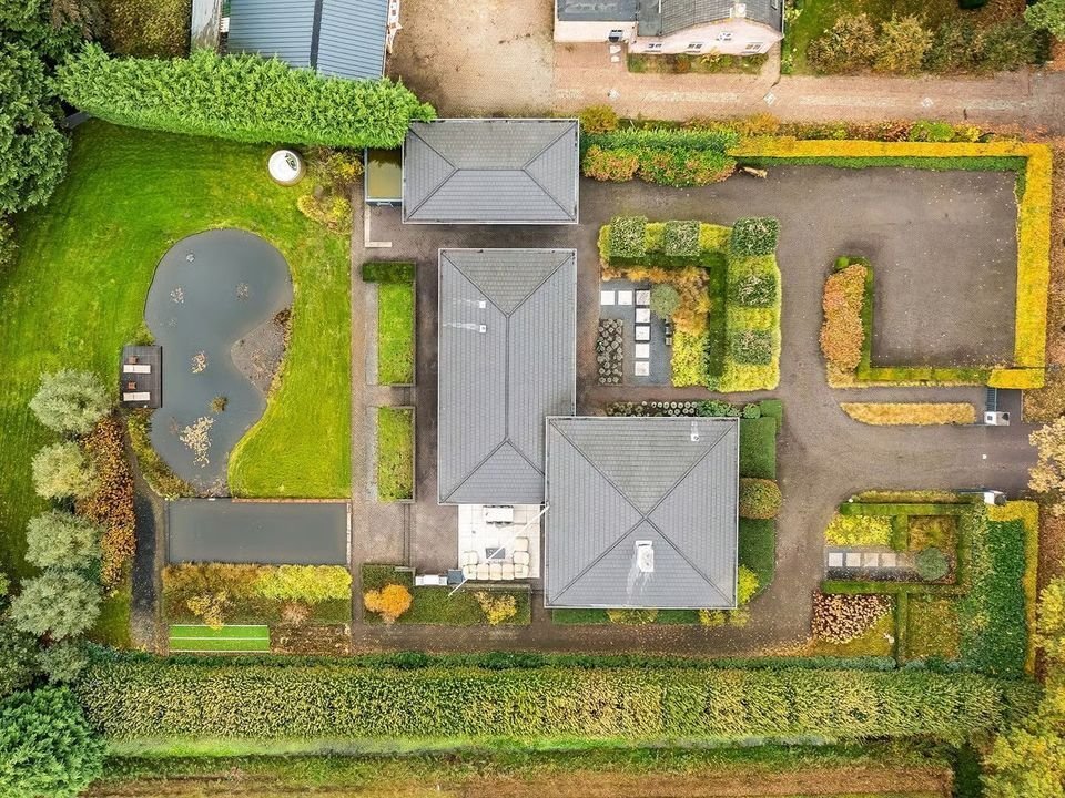 Villa in Prinsenbeek, North Brabant, Netherlands 2 - 17458077