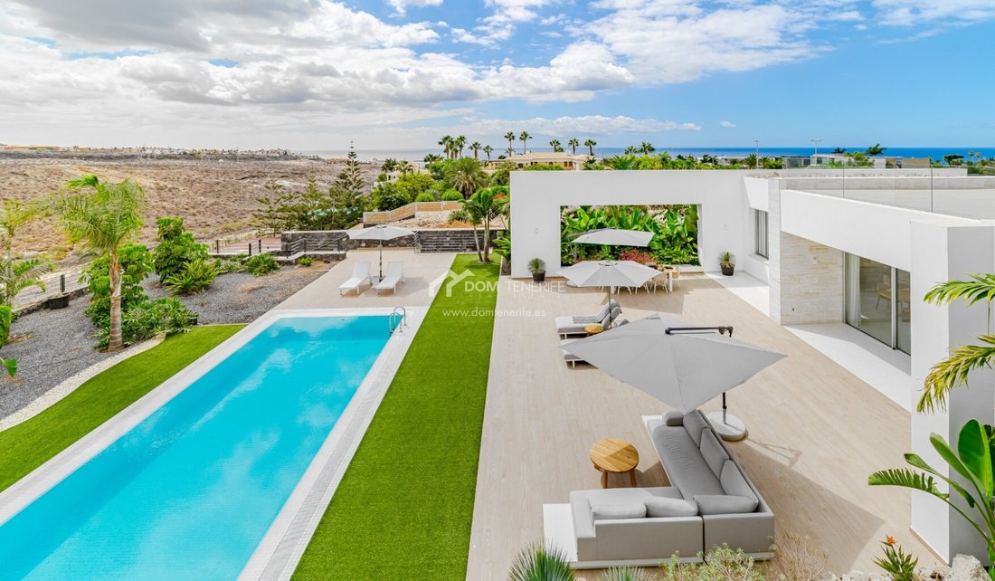 Villa in La Caleta, Adeje, Canary Islands 5 - 17451207