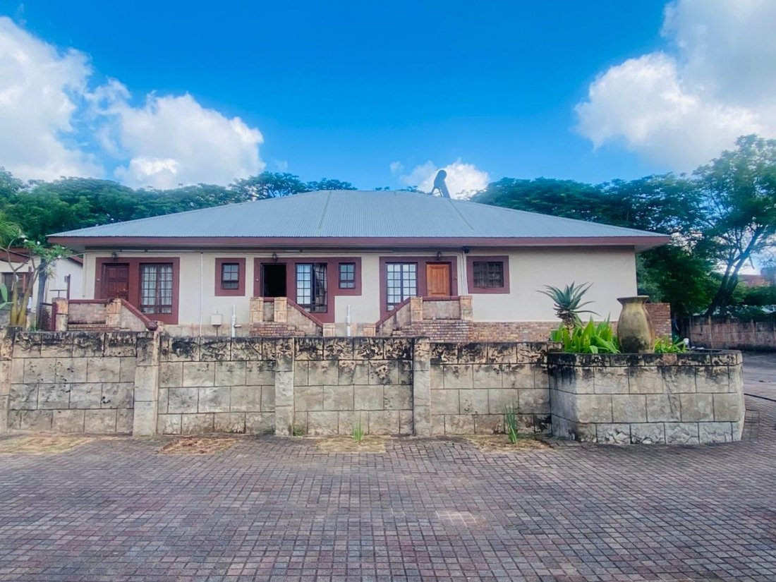 House in Mbombela, Mpumalanga, South Africa 1 - 17450681