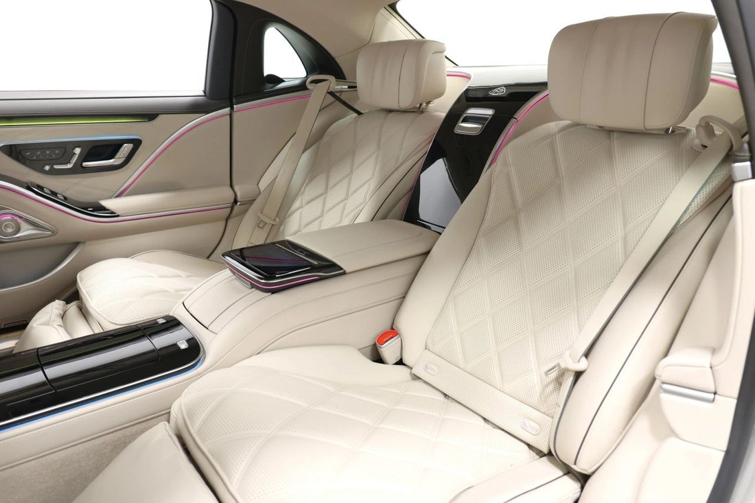 Sedan in Jacksonville, FL, United States 3 - 17405681