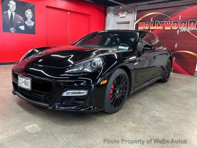 Porsche Panamera in Calverton, NY, United States 4 - 17453988